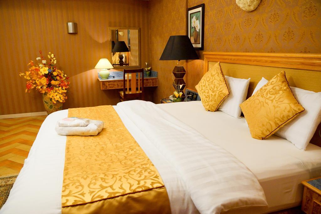Mansour Plaza Hotel Apartments ดัมมัม ภายนอก รูปภาพ