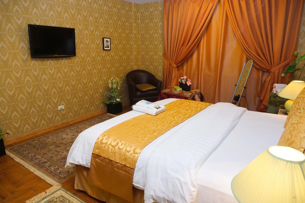 Mansour Plaza Hotel Apartments ดัมมัม ภายนอก รูปภาพ