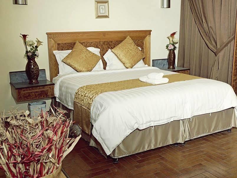 Mansour Plaza Hotel Apartments ดัมมัม ภายนอก รูปภาพ