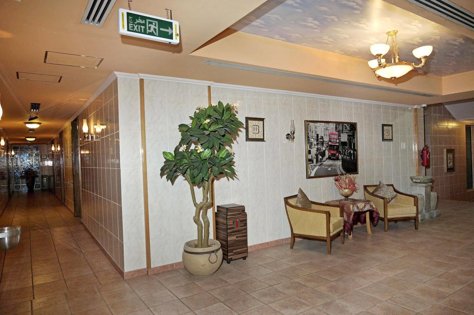 Mansour Plaza Hotel Apartments ดัมมัม ภายนอก รูปภาพ